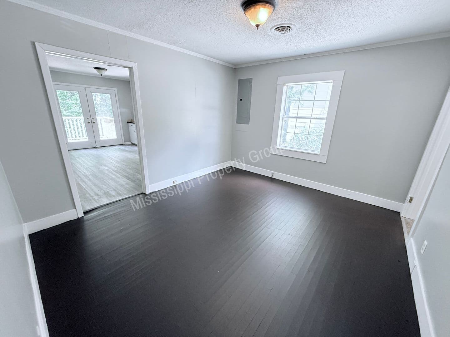 Oxford House: 1120 South 16th Street