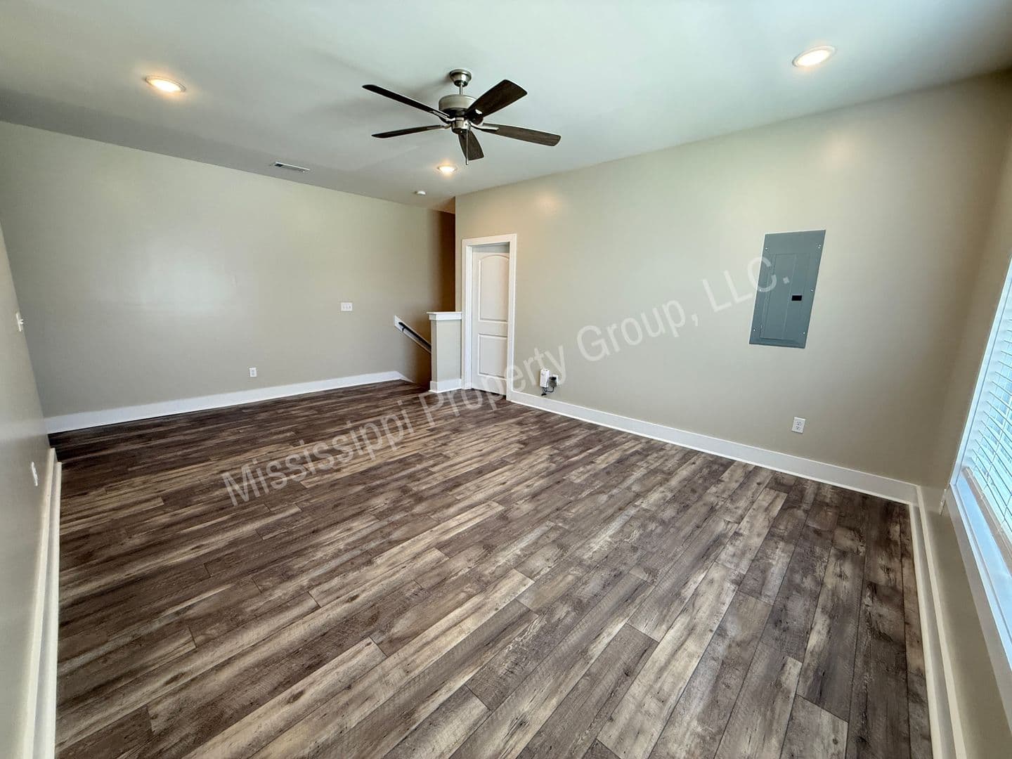 Oxford Townhome: 341 Stillwater Lane