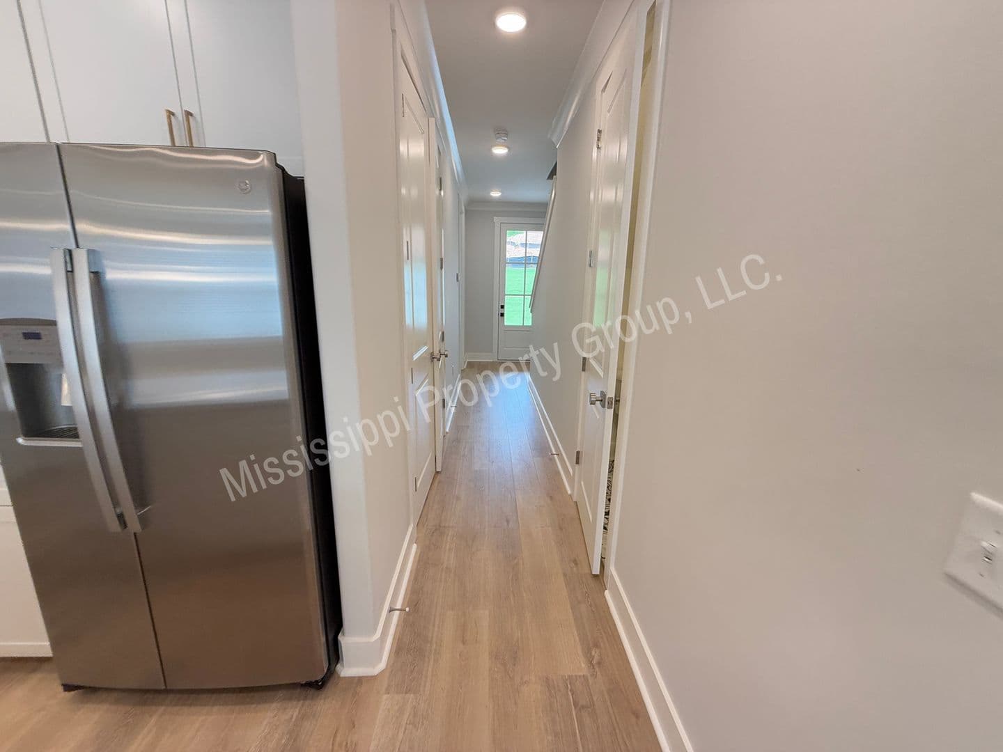 Oxford Townhome: 703 Miramar Lane