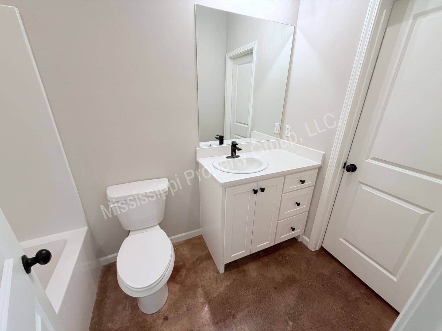 Oxford Townhome: 4851 S. Lamar Blvd