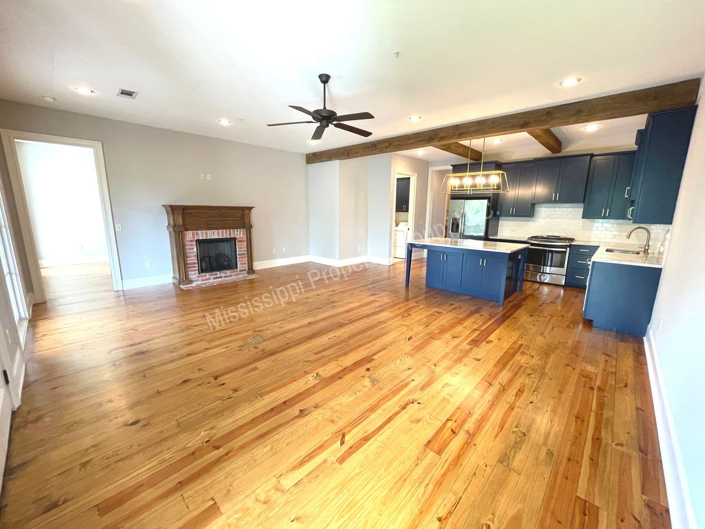 Oxford Condo: 800 College Hill Road, Unit 2302