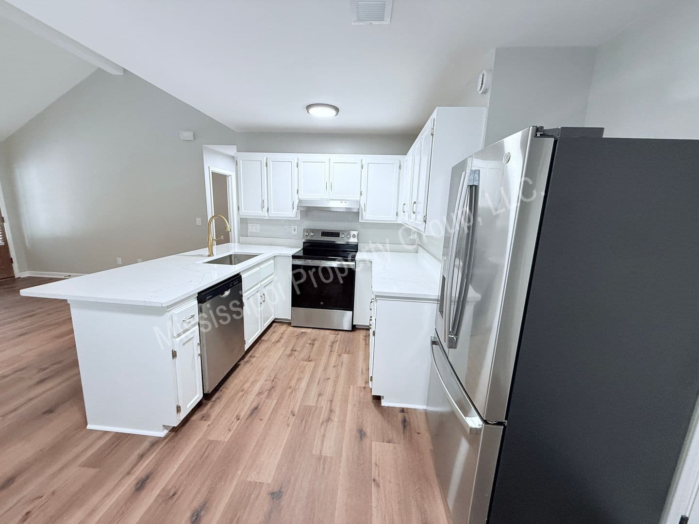 Oxford Townhome: 110 CR 102