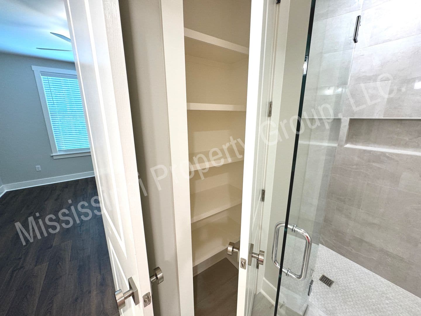 Oxford Townhome: 1833 Reserve Loop