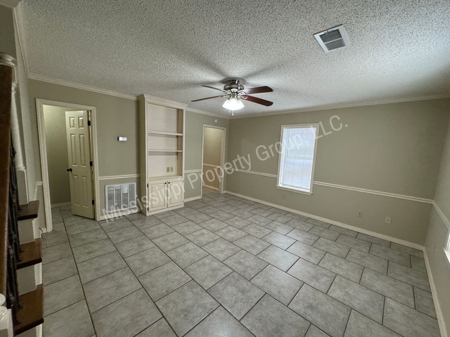 Oxford House: 1646 Garfield Avenue
