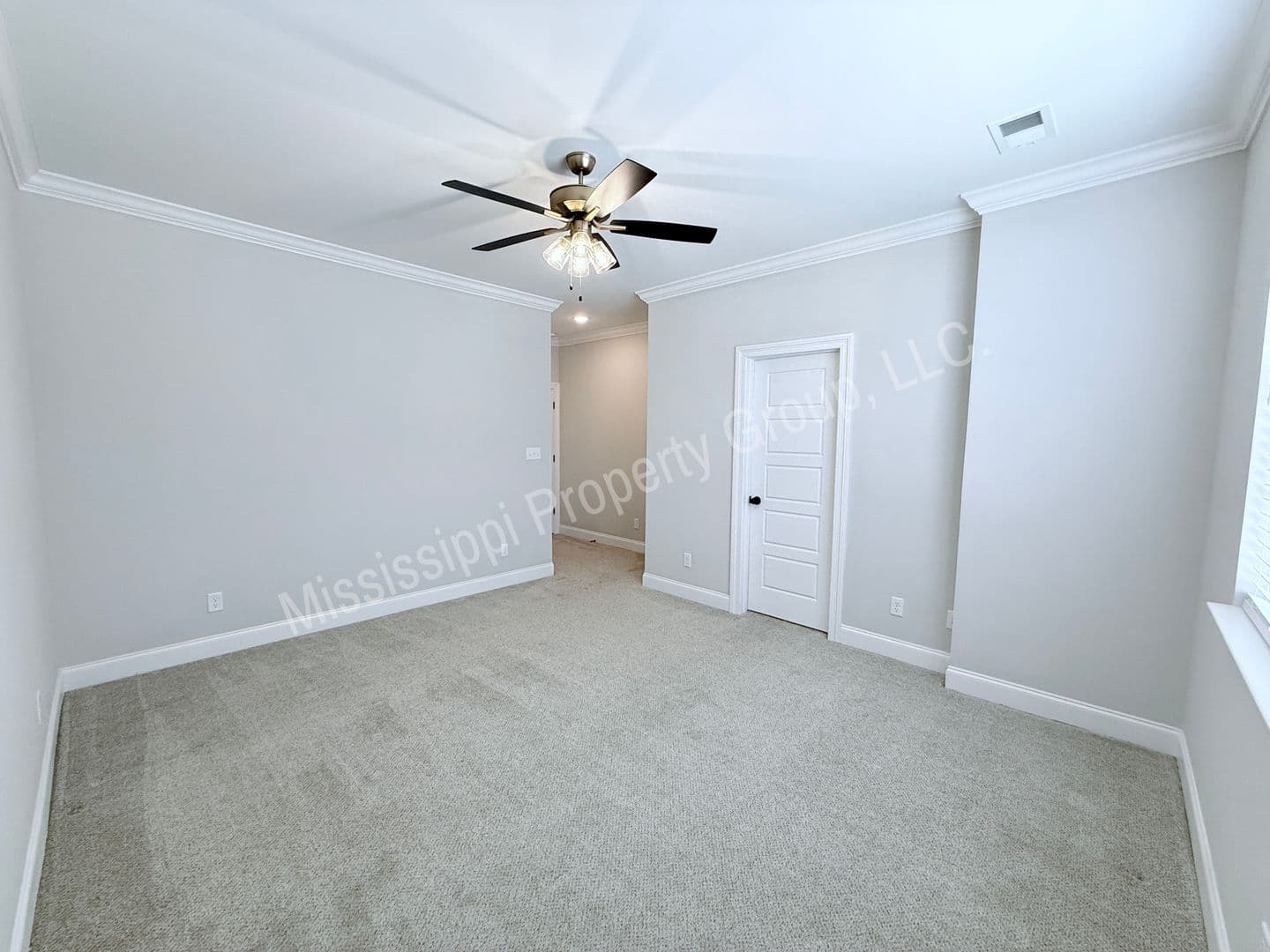 Oxford Townhome: 4088 Fieldstone Loop