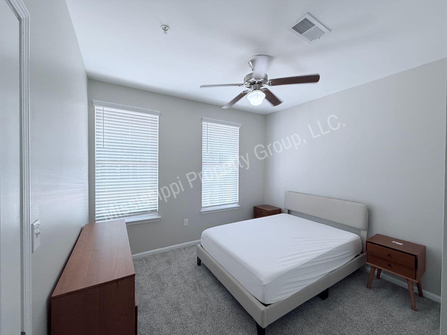 Oxford Townhome: 471 Olive Branch Way