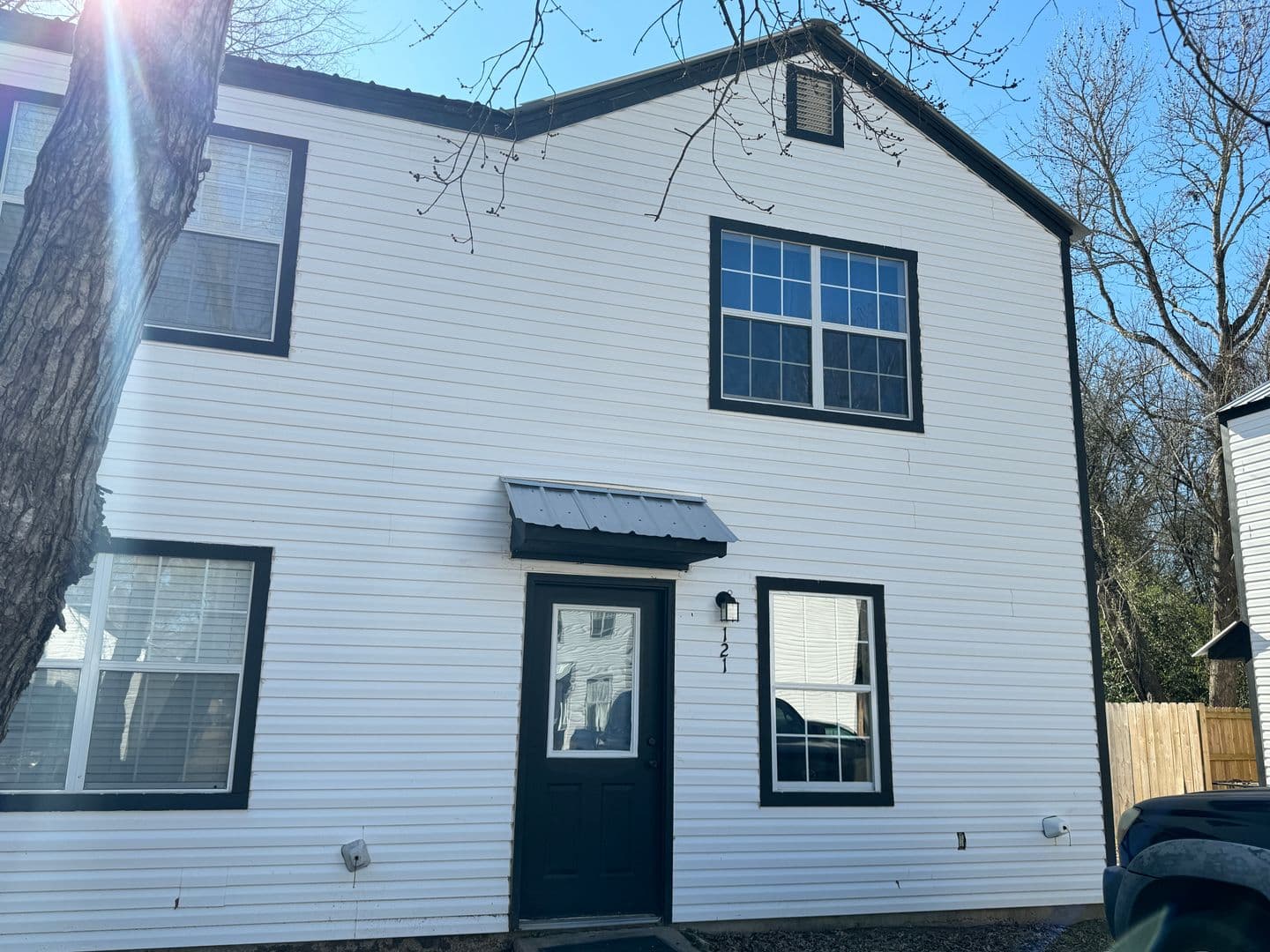 Oxford Apartment: 1 Woodward Place