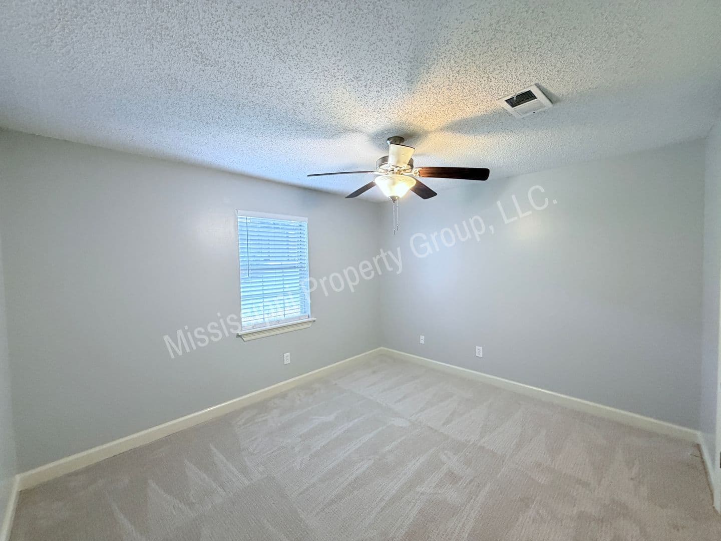 Oxford House: 2112 Old Taylor Road, F1