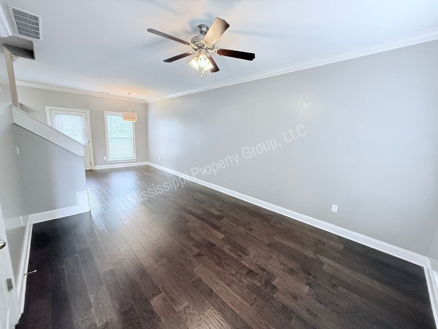 Oxford Townhome: 514 Fifer Circle
