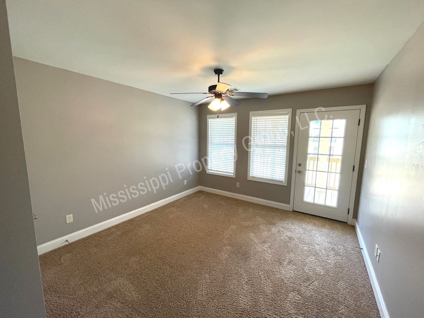 Oxford House: 302 Shumard Cove