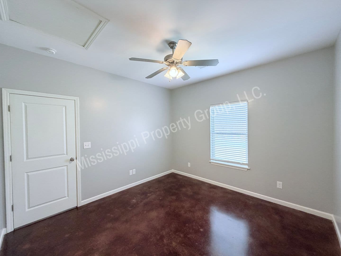 Oxford Condo: 1 Old Trail Circle