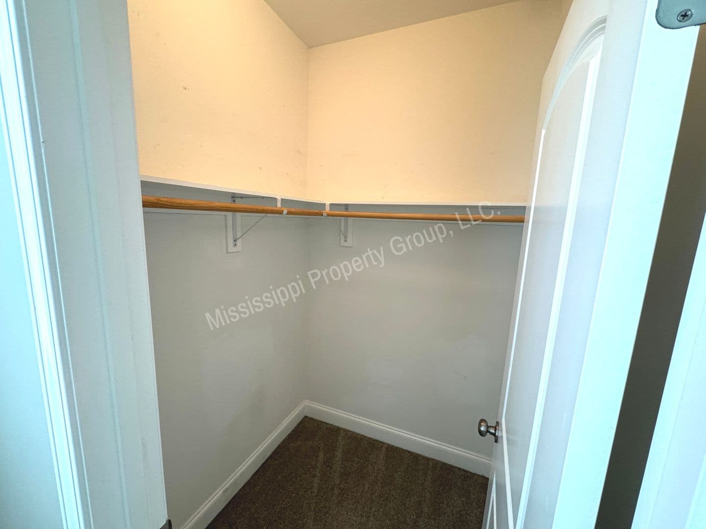 Oxford Townhome: 102 Farm View Drive, Unit 506