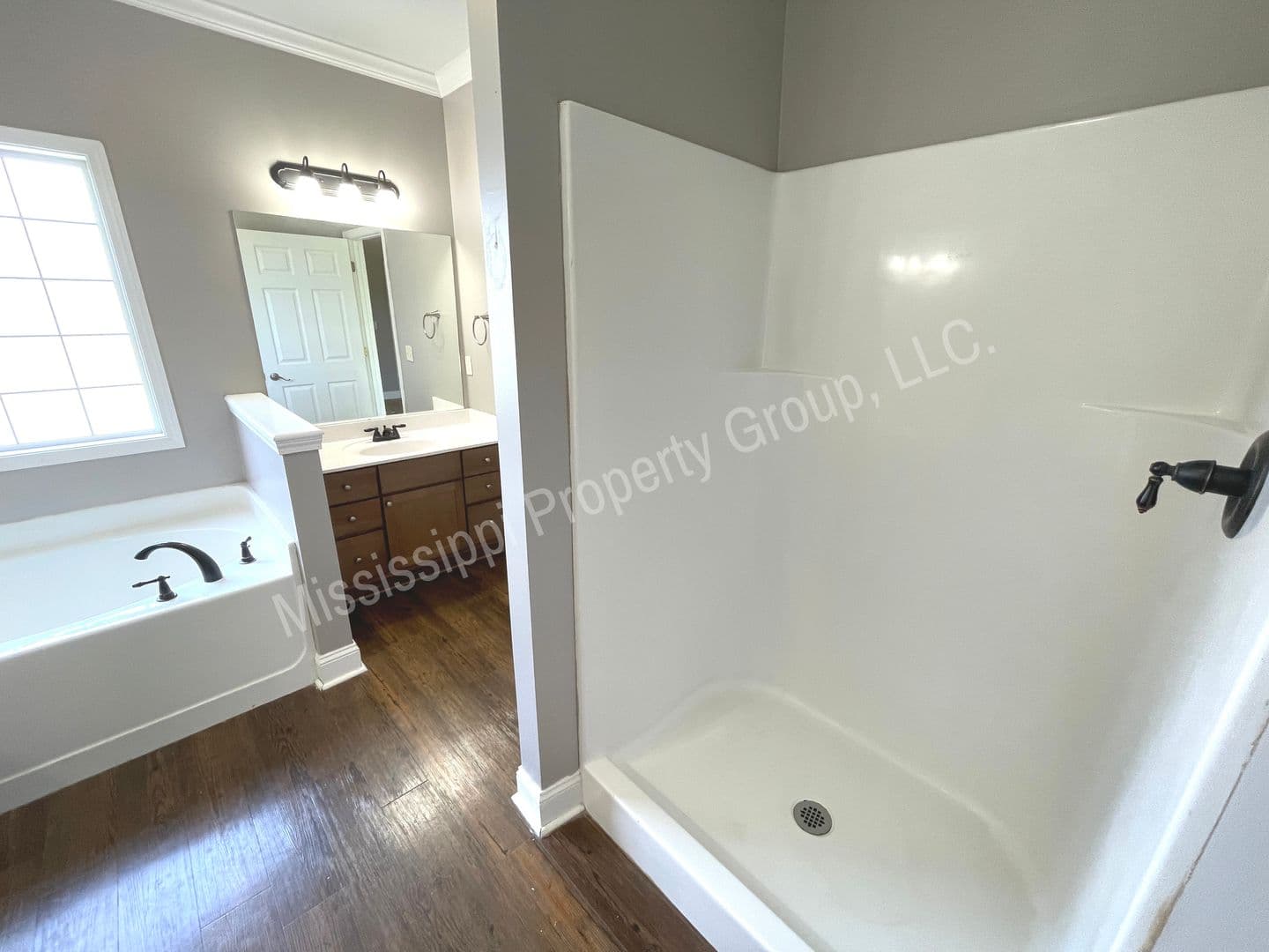 Oxford House: 302 Shumard Cove