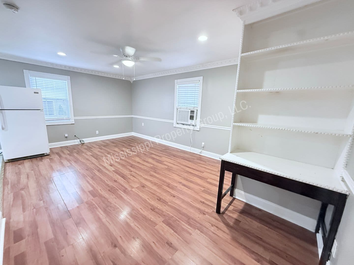 Oxford House: 1310 Jefferson Avenue, Unit B