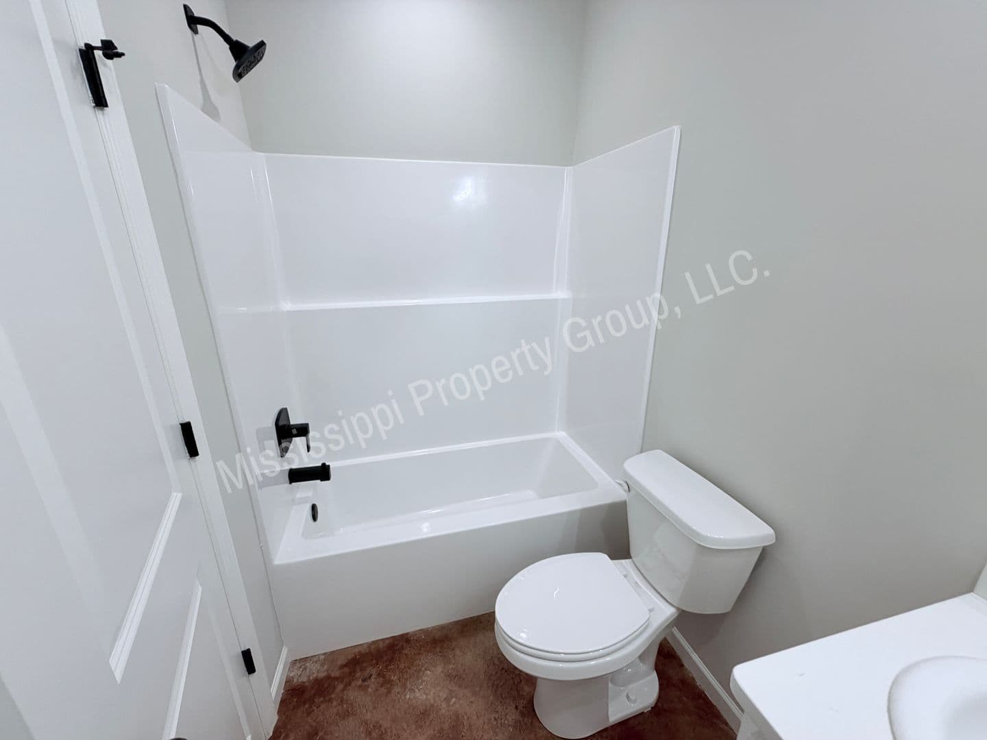 Oxford Townhome: 4851 S. Lamar Blvd