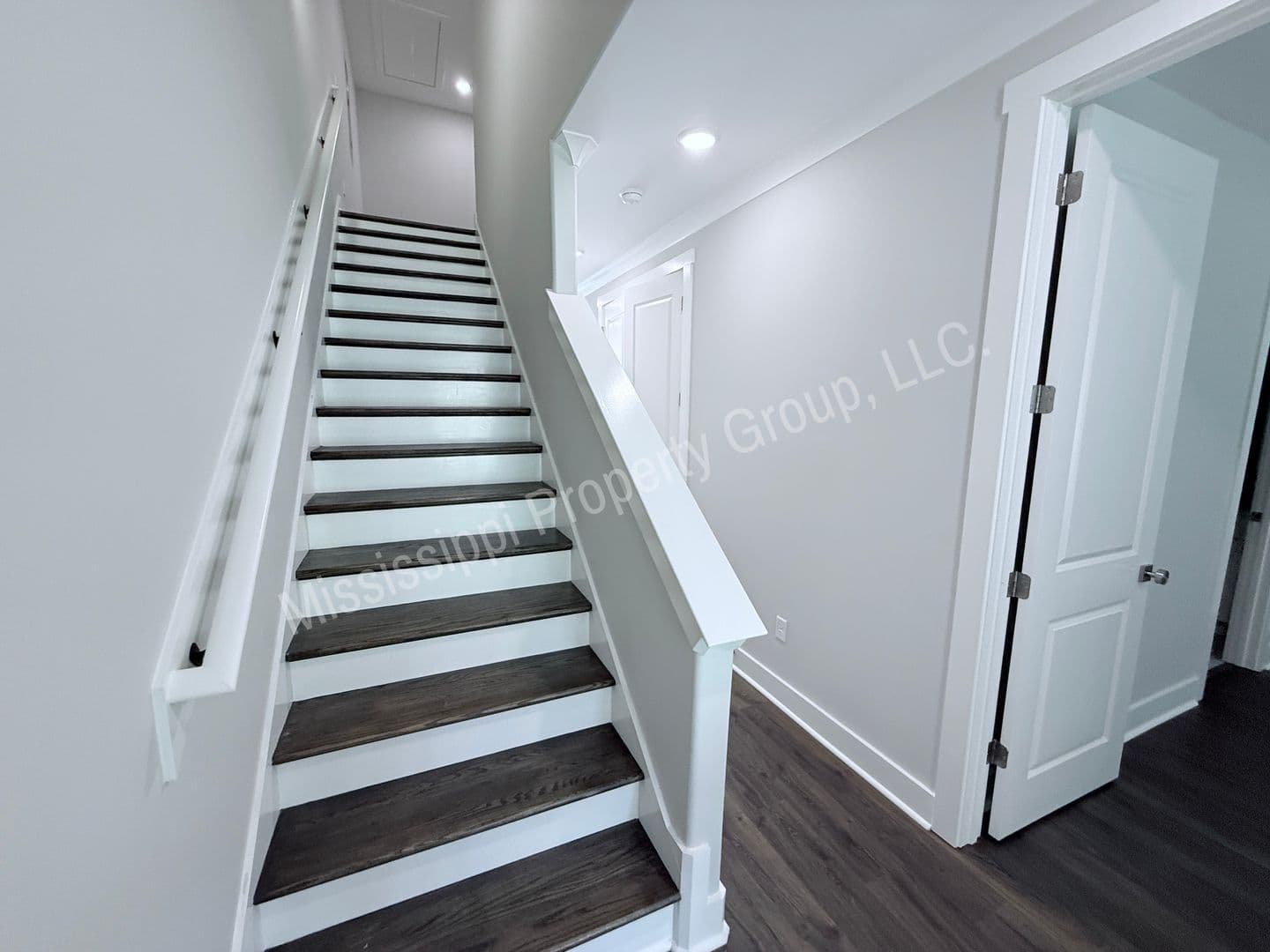 Oxford Townhome: 1616 Amalfi Drive