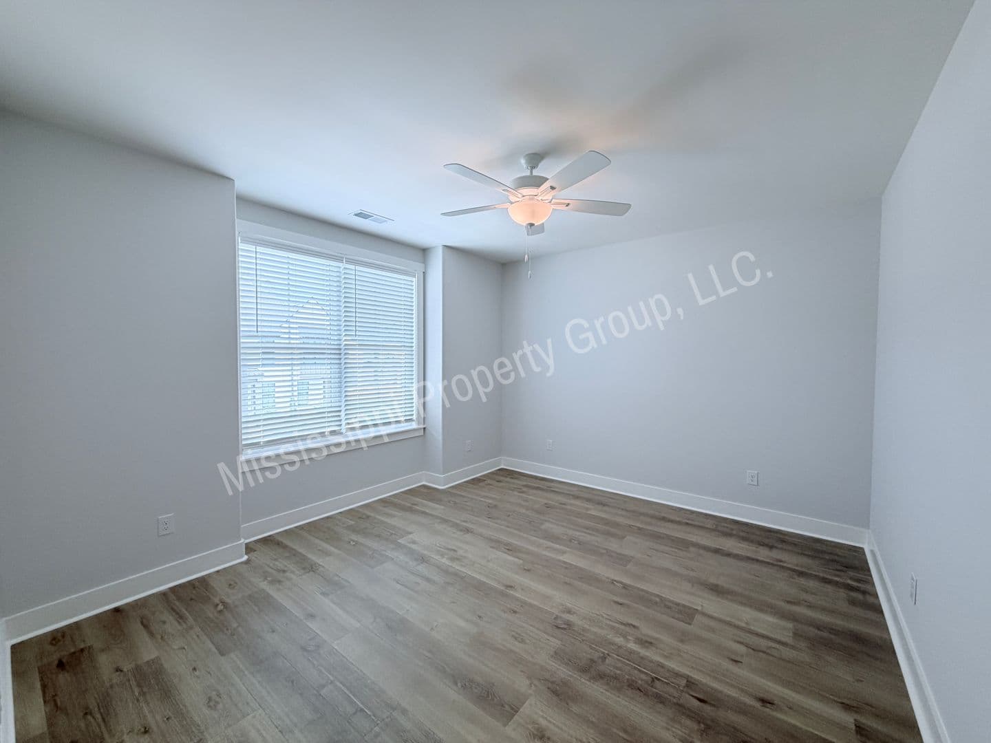 Oxford Townhome: 1616 Amalfi Drive