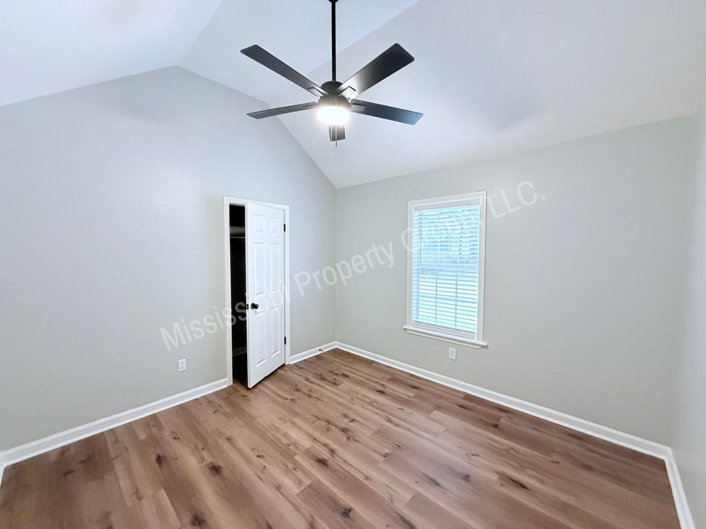 Oxford Townhome: 110 CR 102