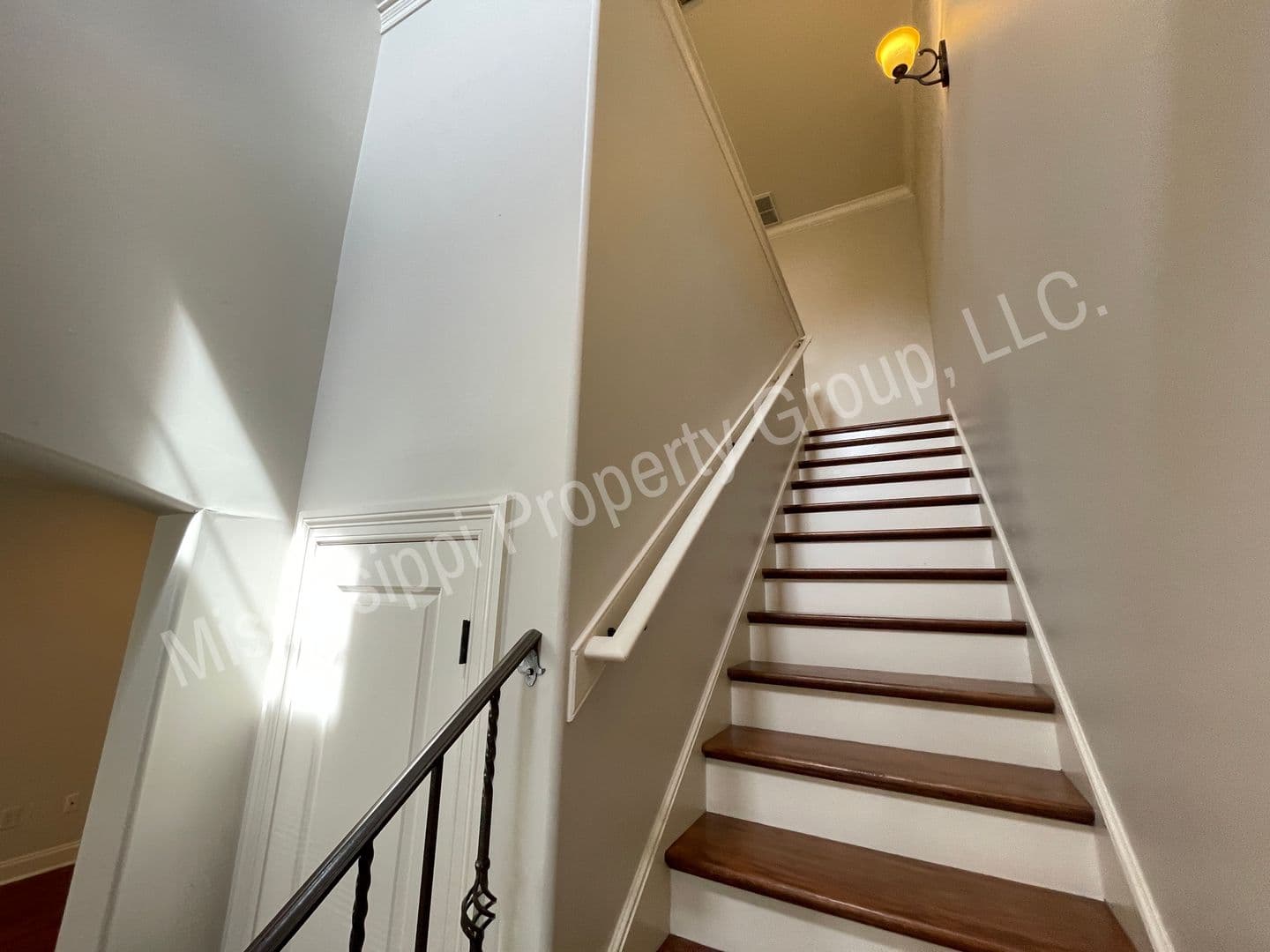 Oxford Townhome: 2495 Old Taylor Road, Unit 1205