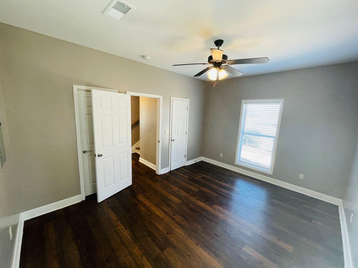 Oxford Townhome: 1 Mondrian Place