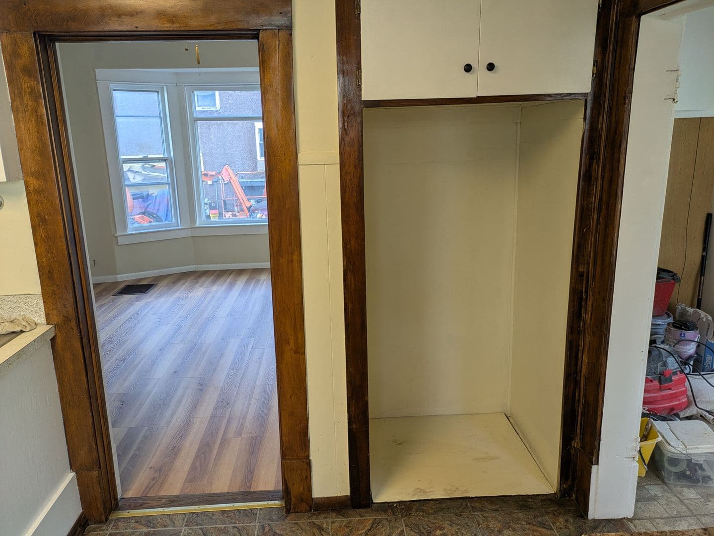 Willmar House: 416 Charlotte St SE