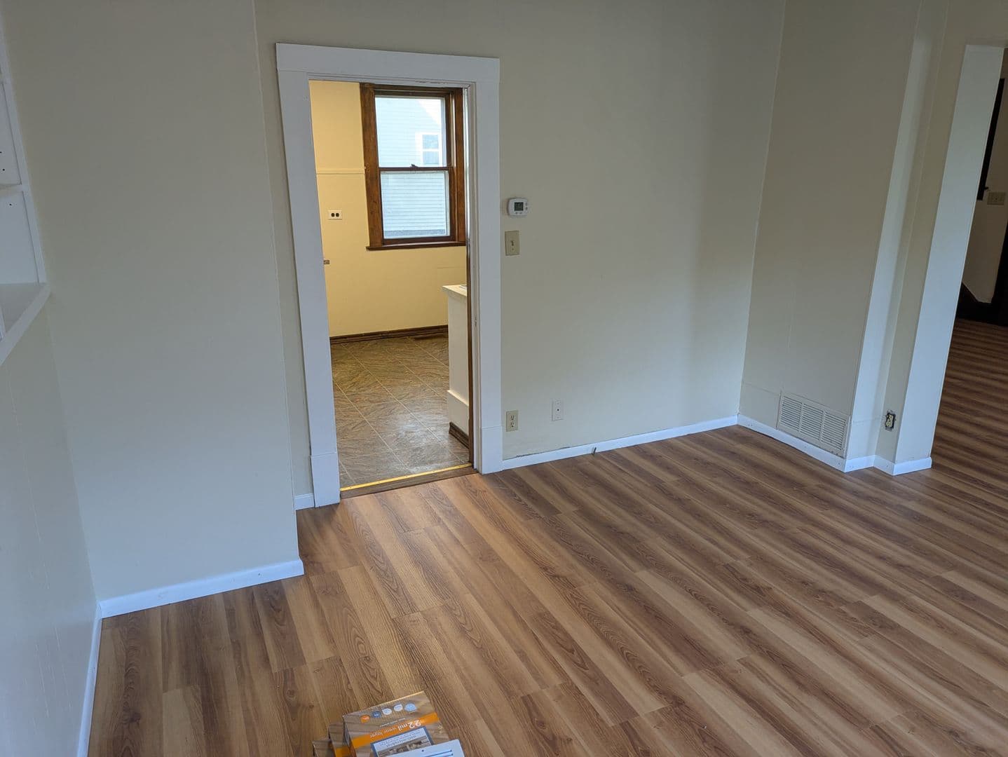 Willmar House: 416 Charlotte St SE