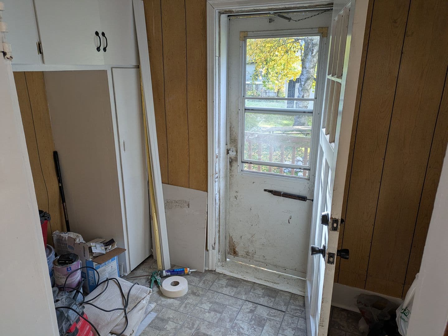 Willmar House: 416 Charlotte St SE