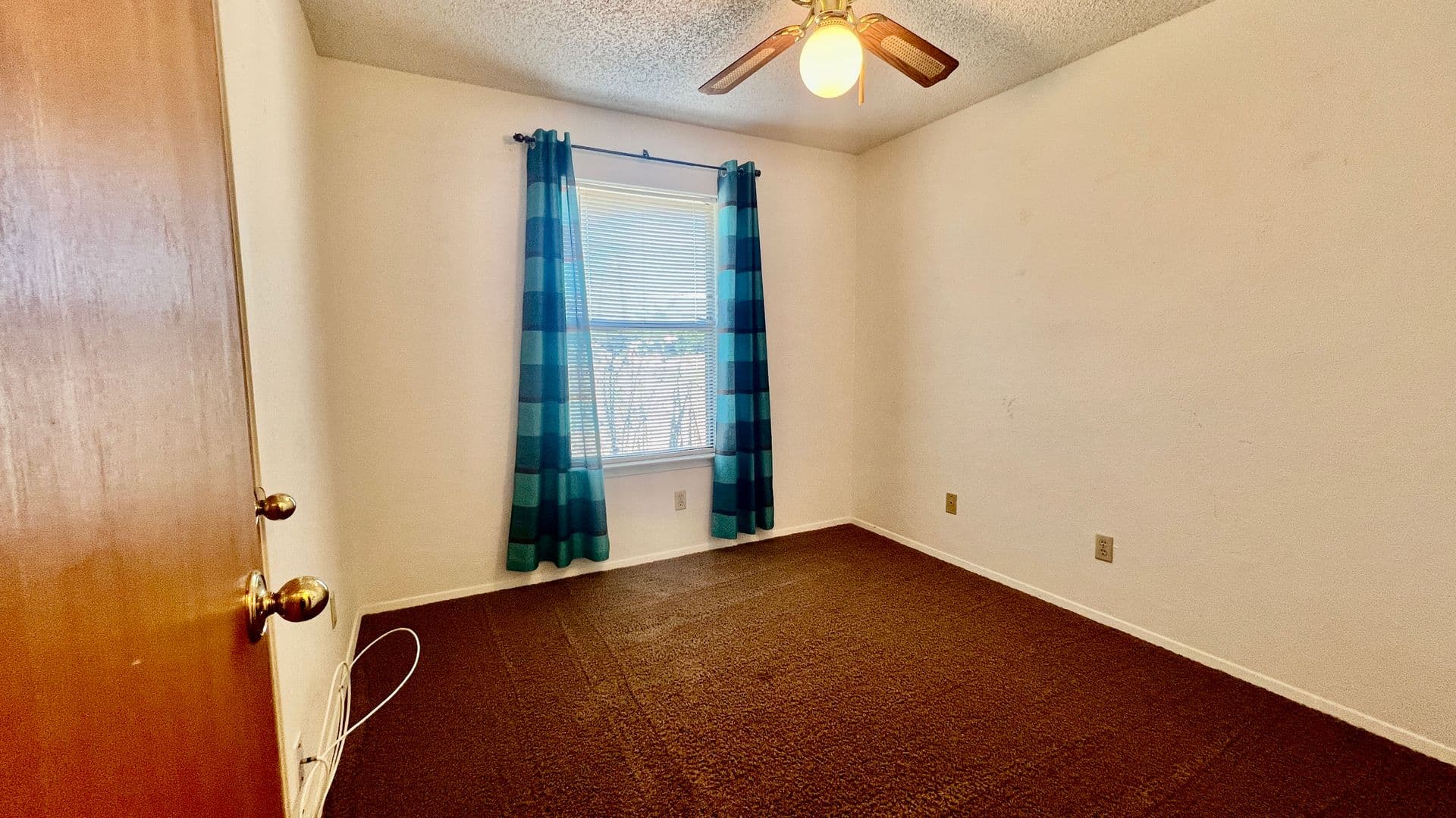 Weatherford House: 301 Garner Rd