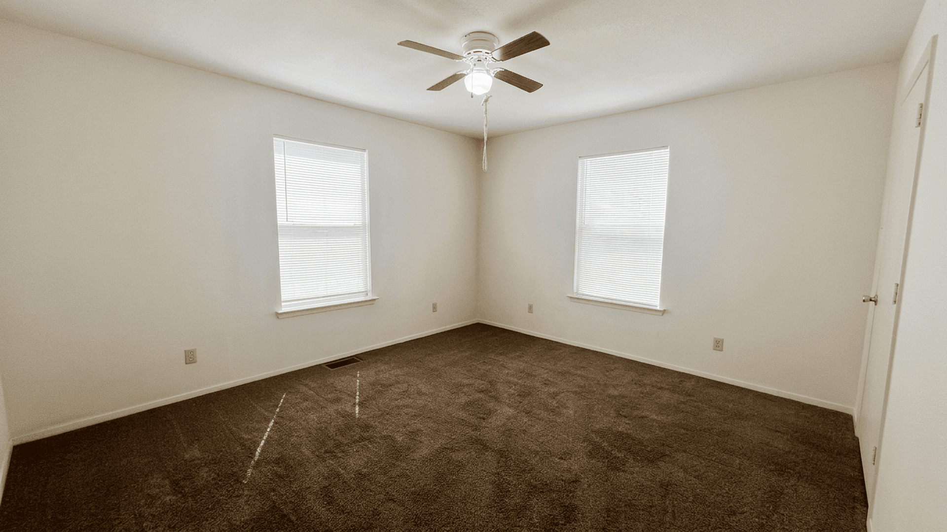 Weatherford House: 115 N. Denton St.