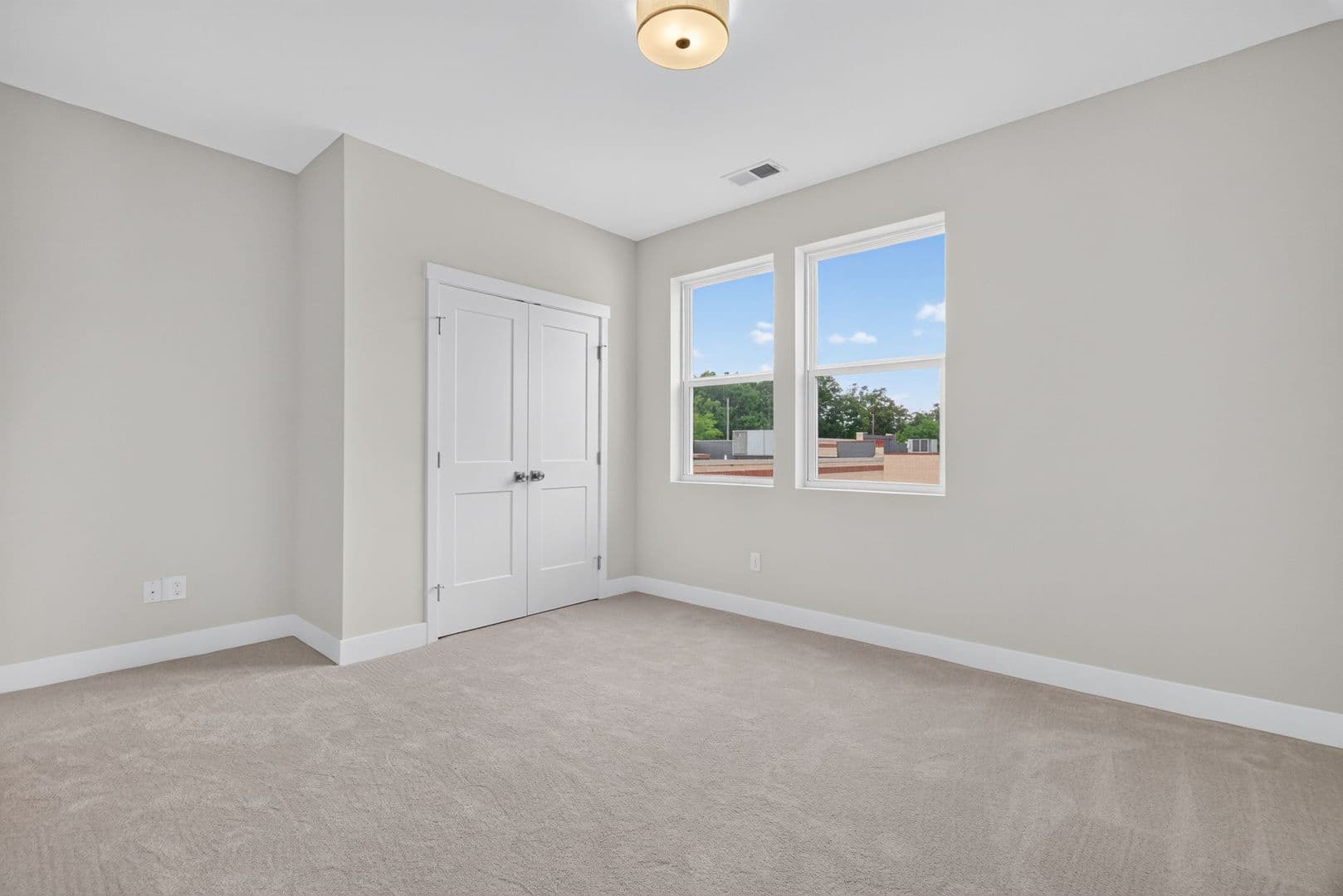 Traverse City Apartment: 1109 S Carver Street