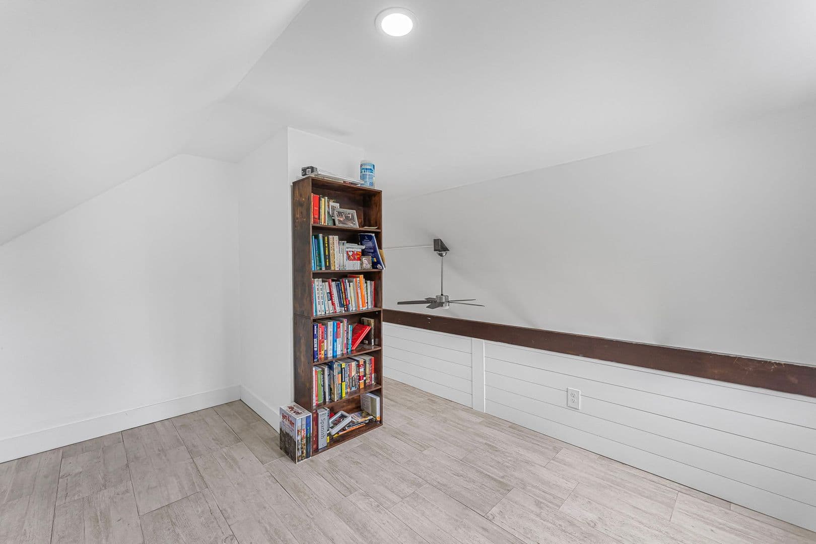Traverse City House: 7284 S West Bay Shore Dr