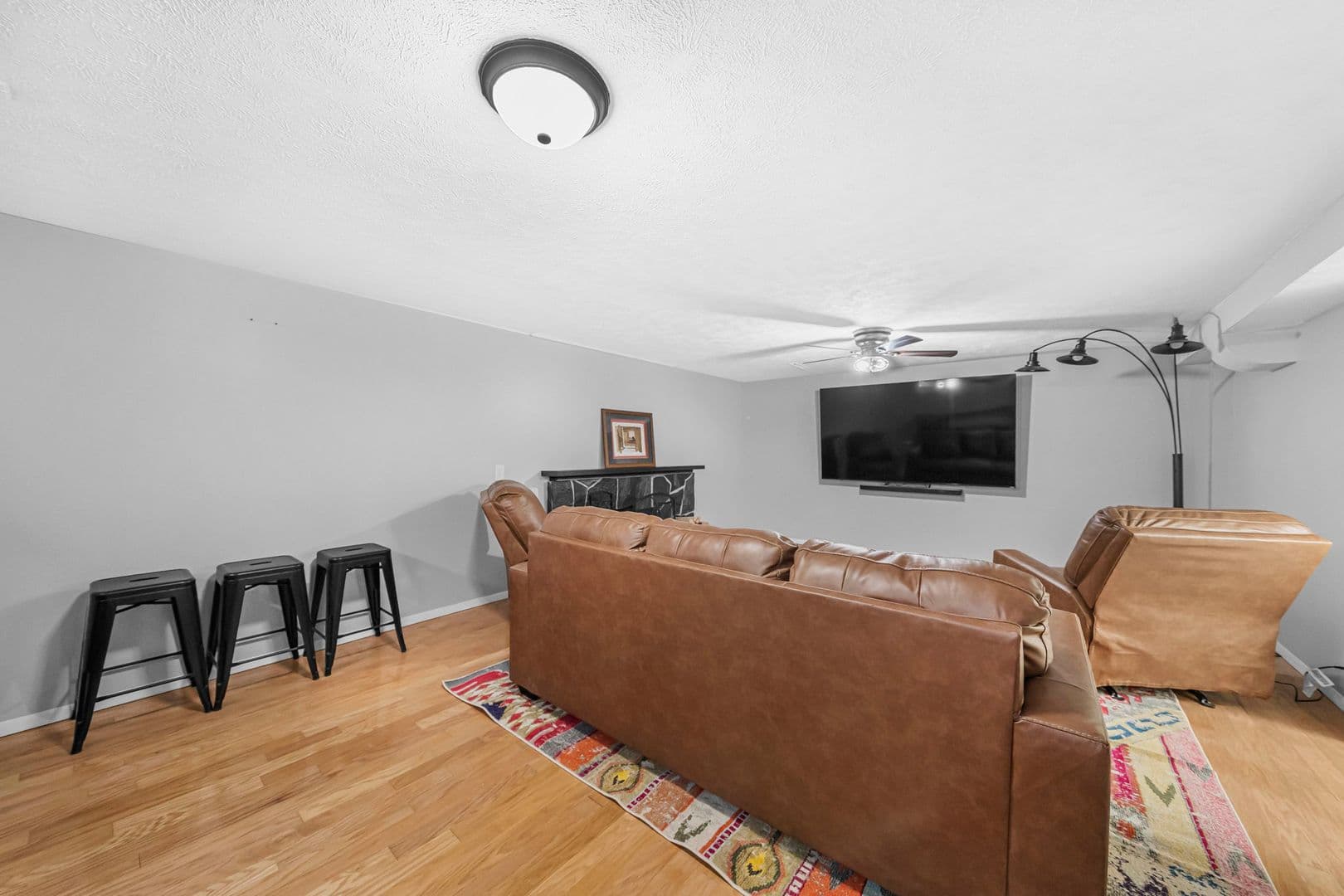 Traverse City House: 7344 S West Bay Shore Dr  49684