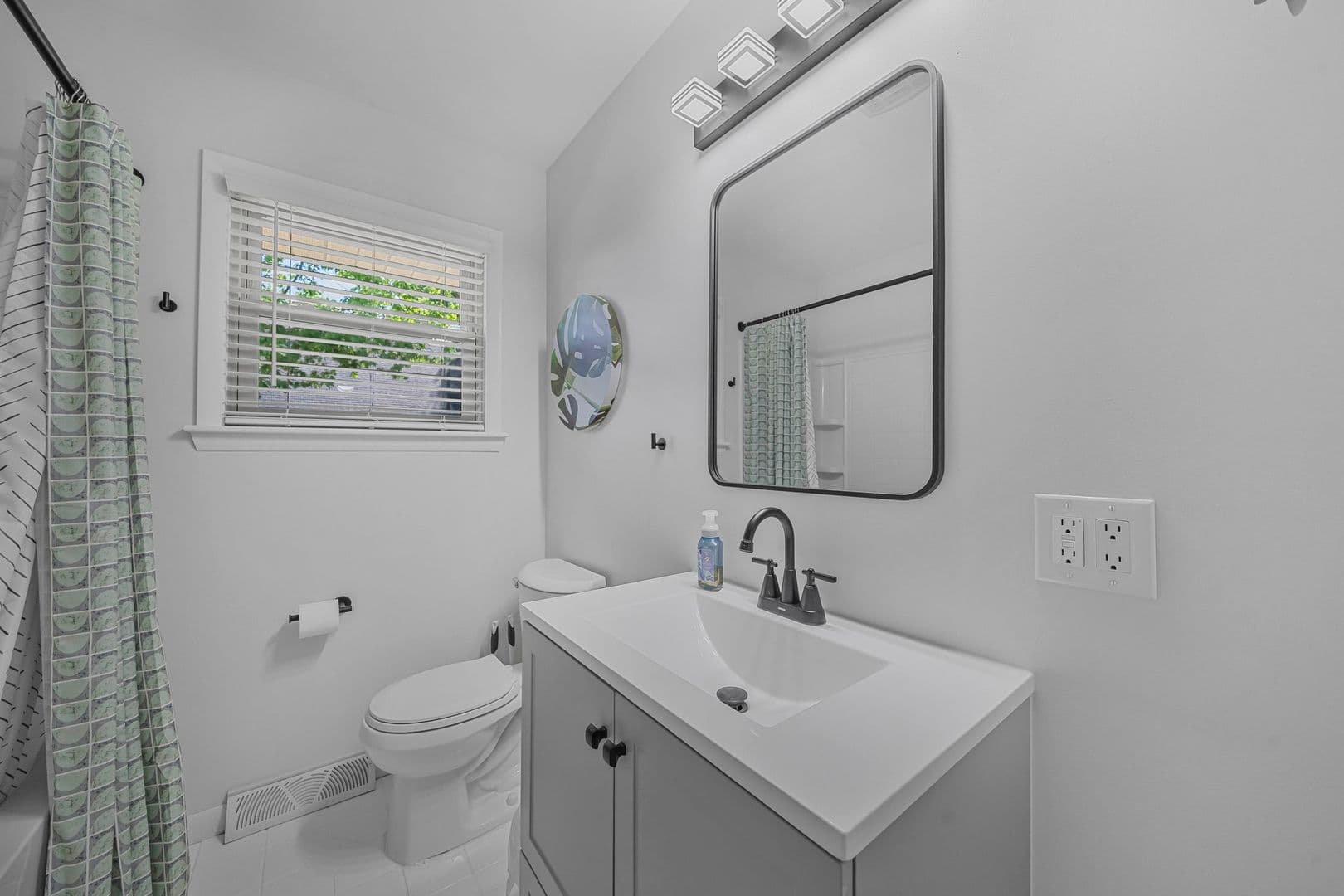 Traverse City House: 7344 S West Bay Shore Dr  49684