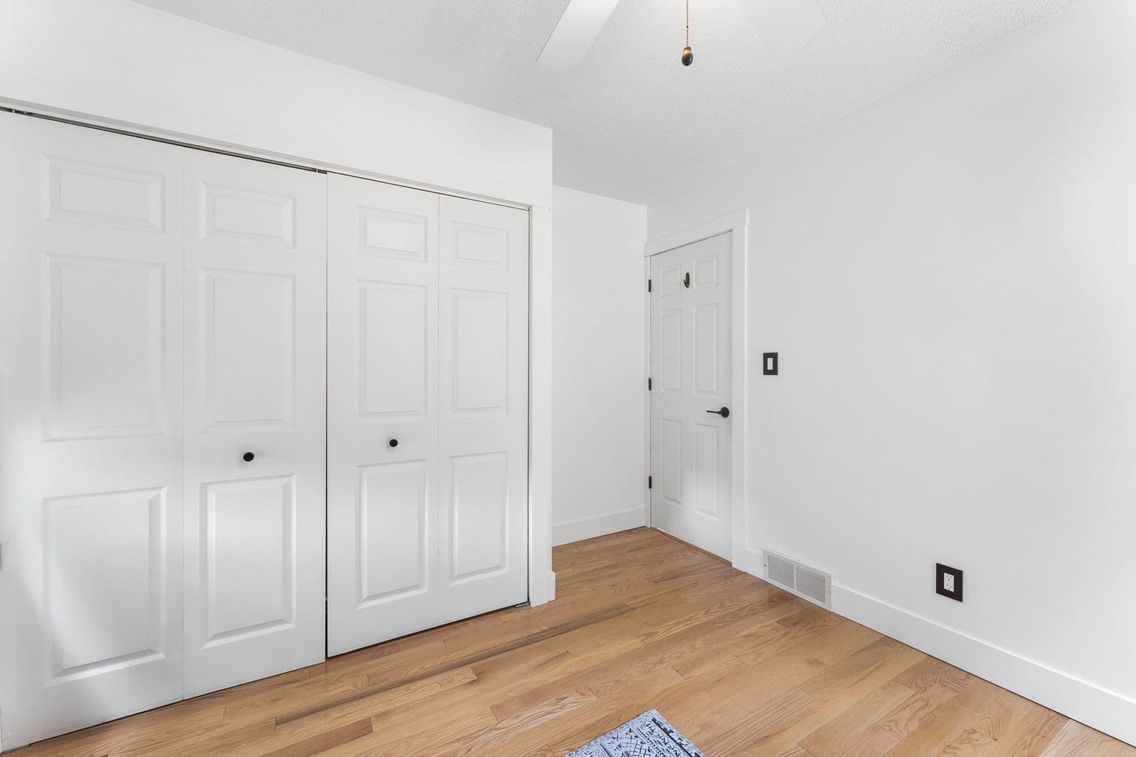 Traverse City House: 7284 S West Bay Shore Dr