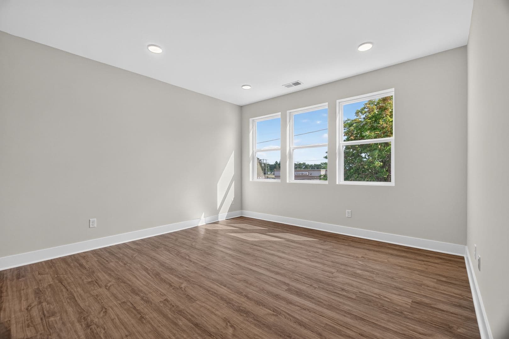 Traverse City Apartment: 1109 S Carver Street