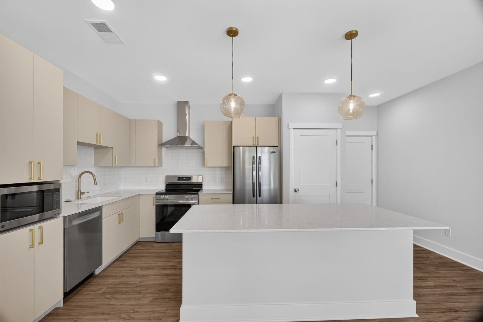 Traverse City Apartment: 1109 S Carver Street