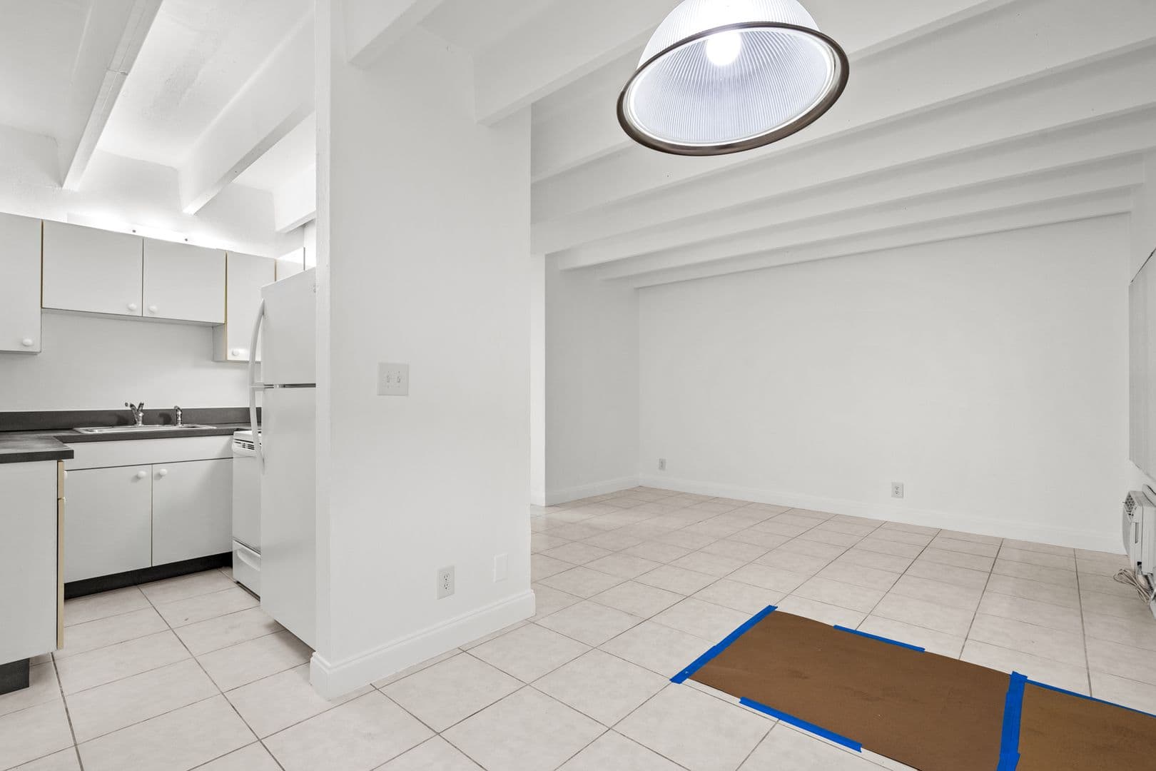 Boca Raton Apartment: 330 NW 20th St