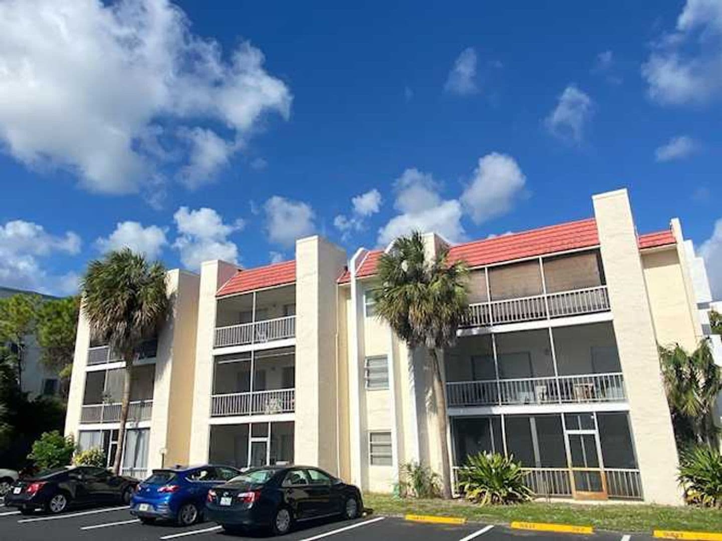 Boca Raton Apartment: 632 & 644 NW 13th St.