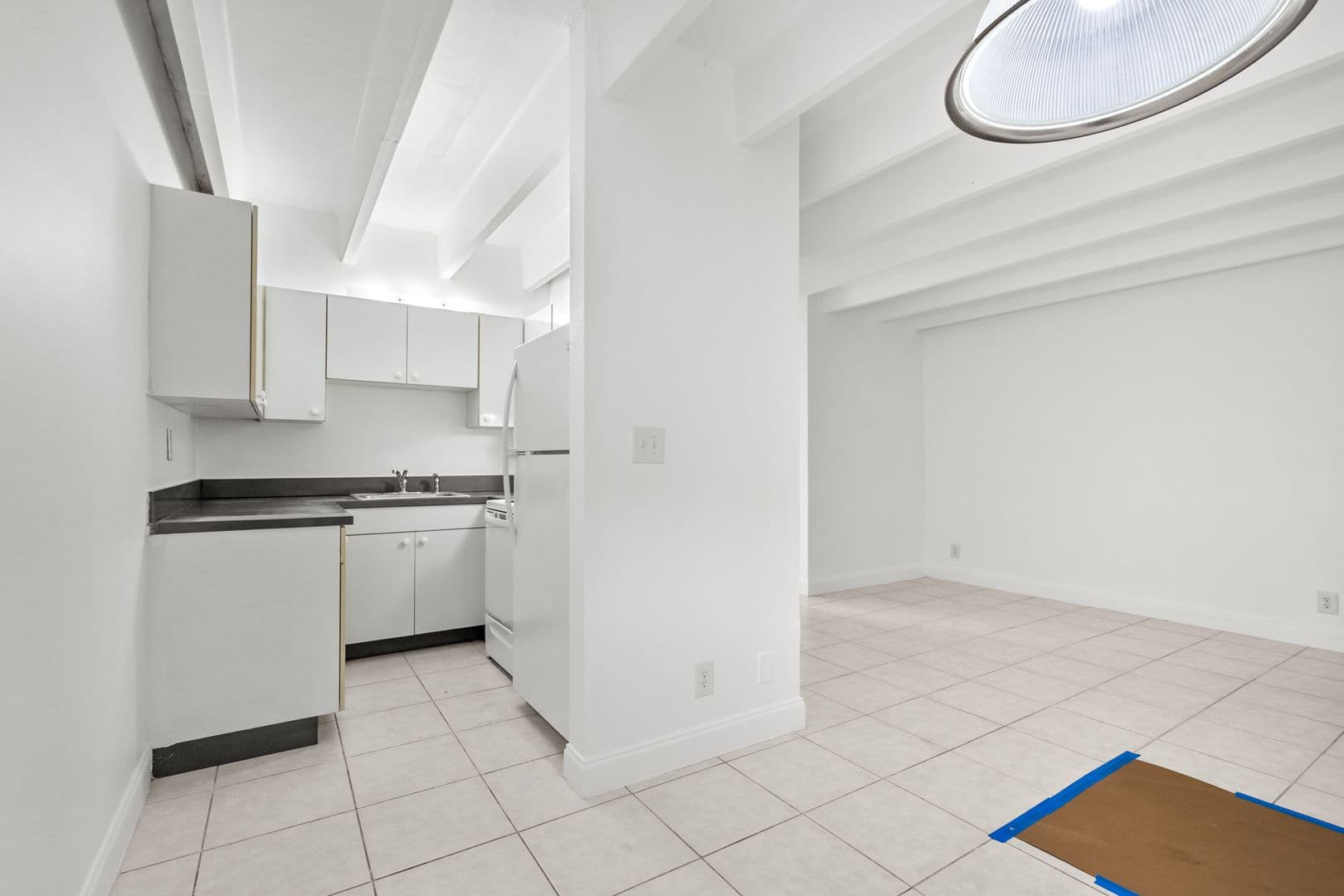 Boca Raton Apartment: 330 NW 20th St