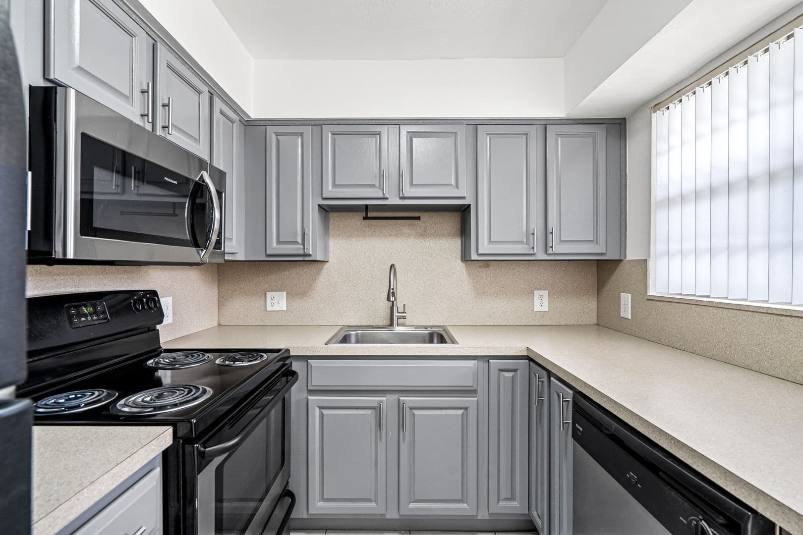 Boca Raton Apartment: 1908 NW 4th Ave