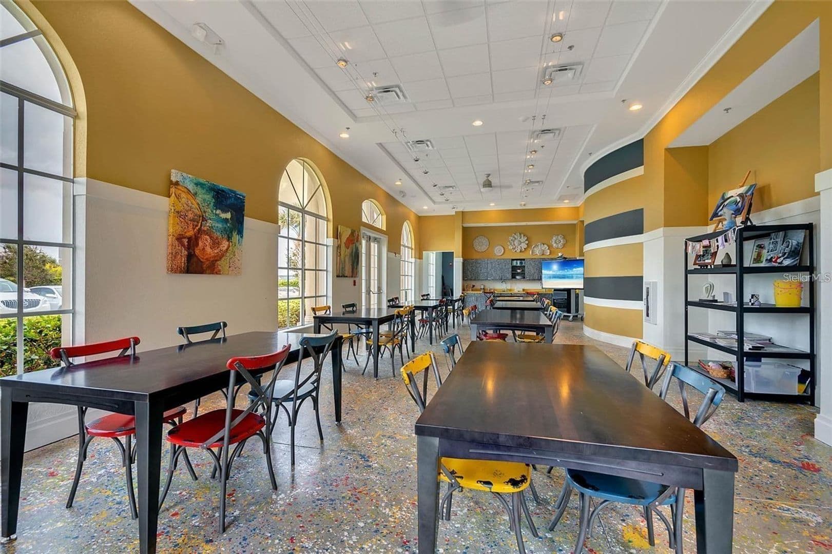 Groveland House: 108 Flame Vine Way