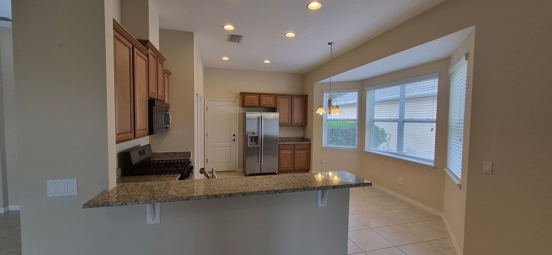 Groveland House: 108 Flame Vine Way