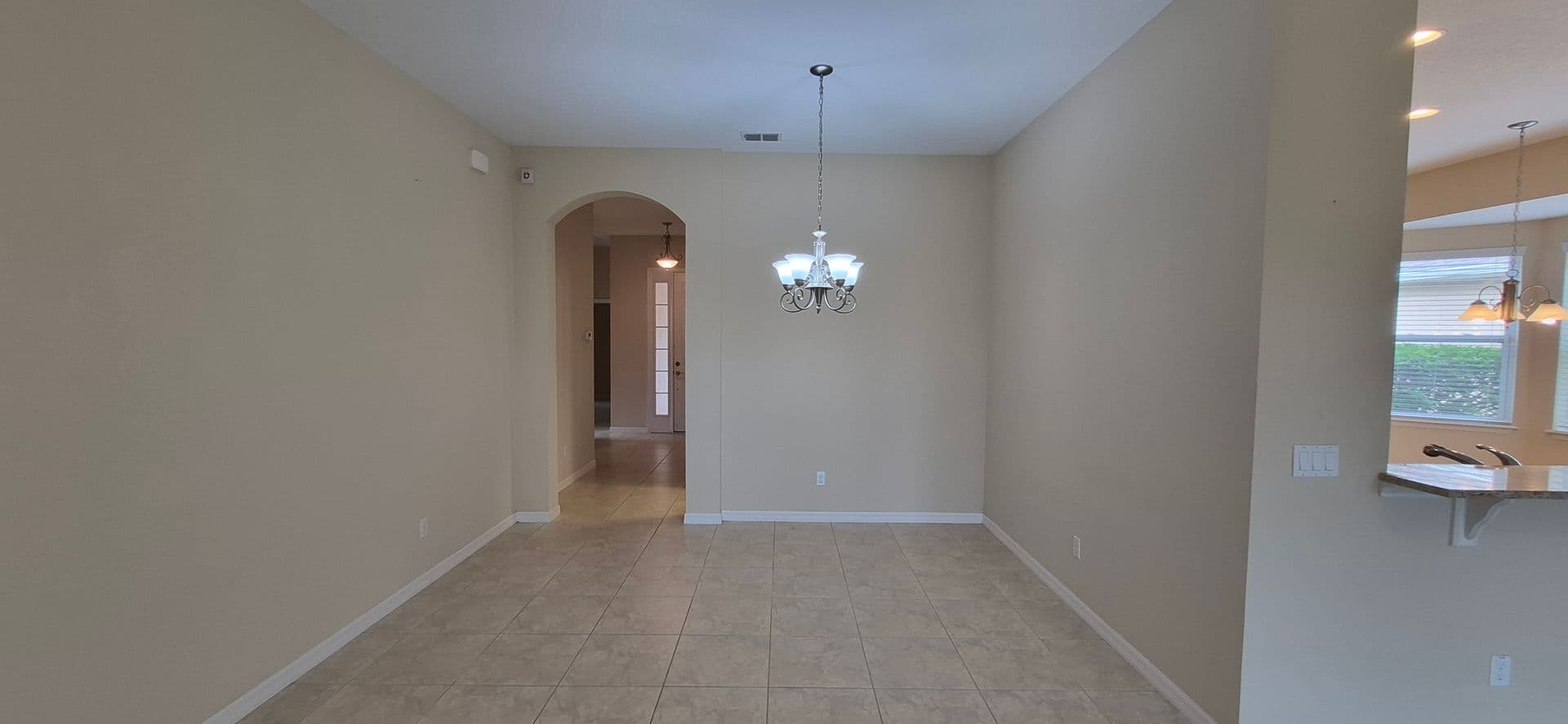 Groveland House: 108 Flame Vine Way