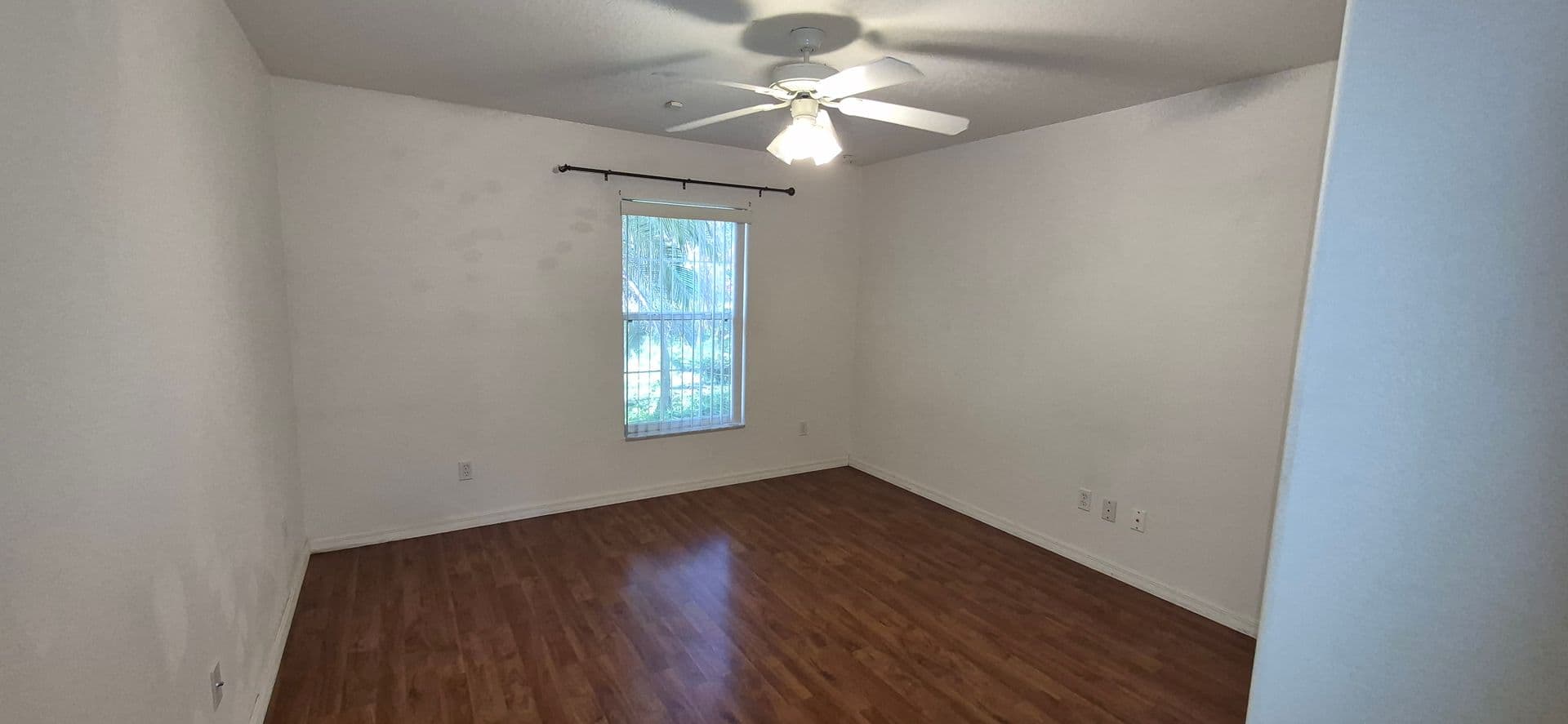Clermont House: 10037 CRENSHAW CIR