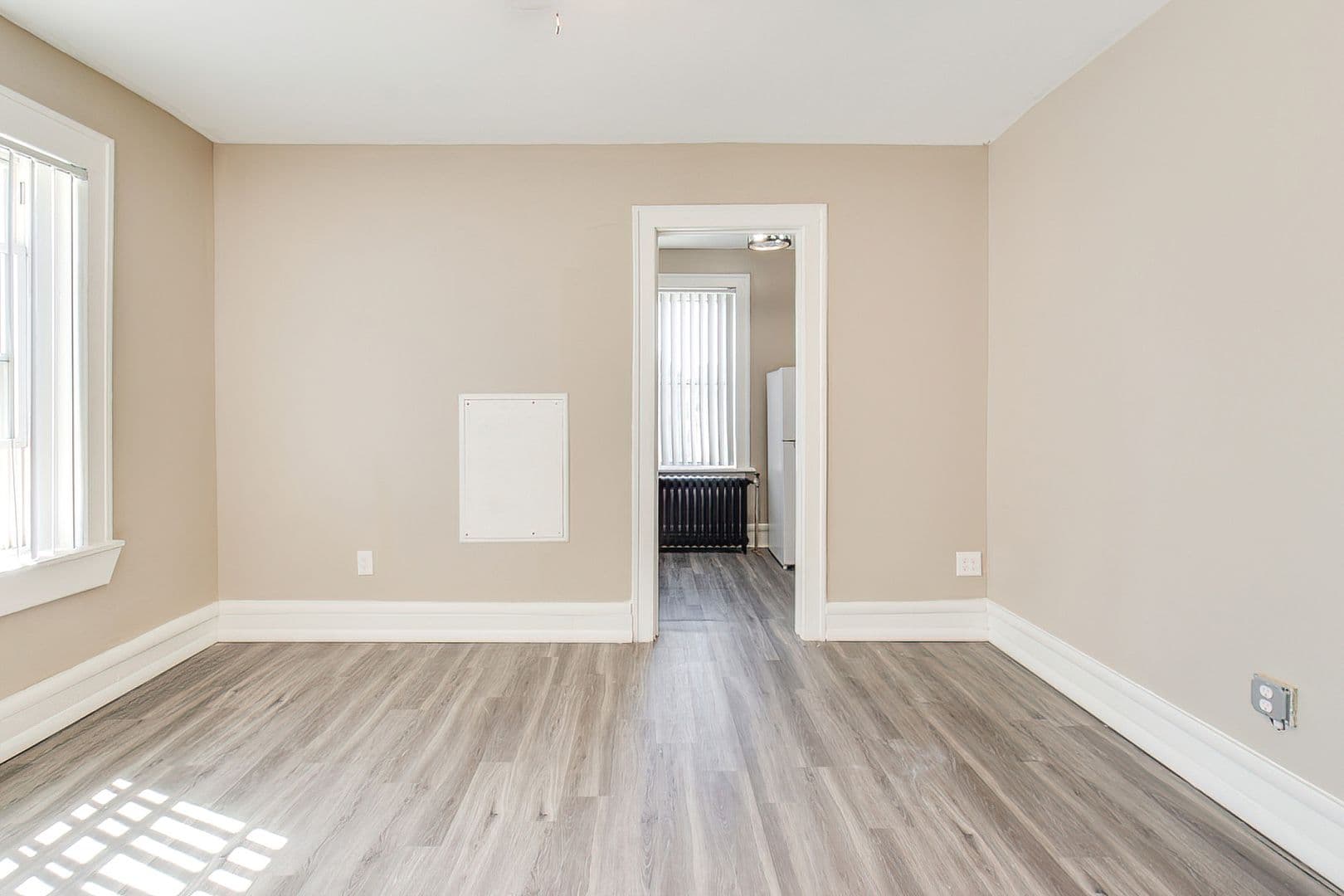 Pontiac Apartment: 574 W Huron Street