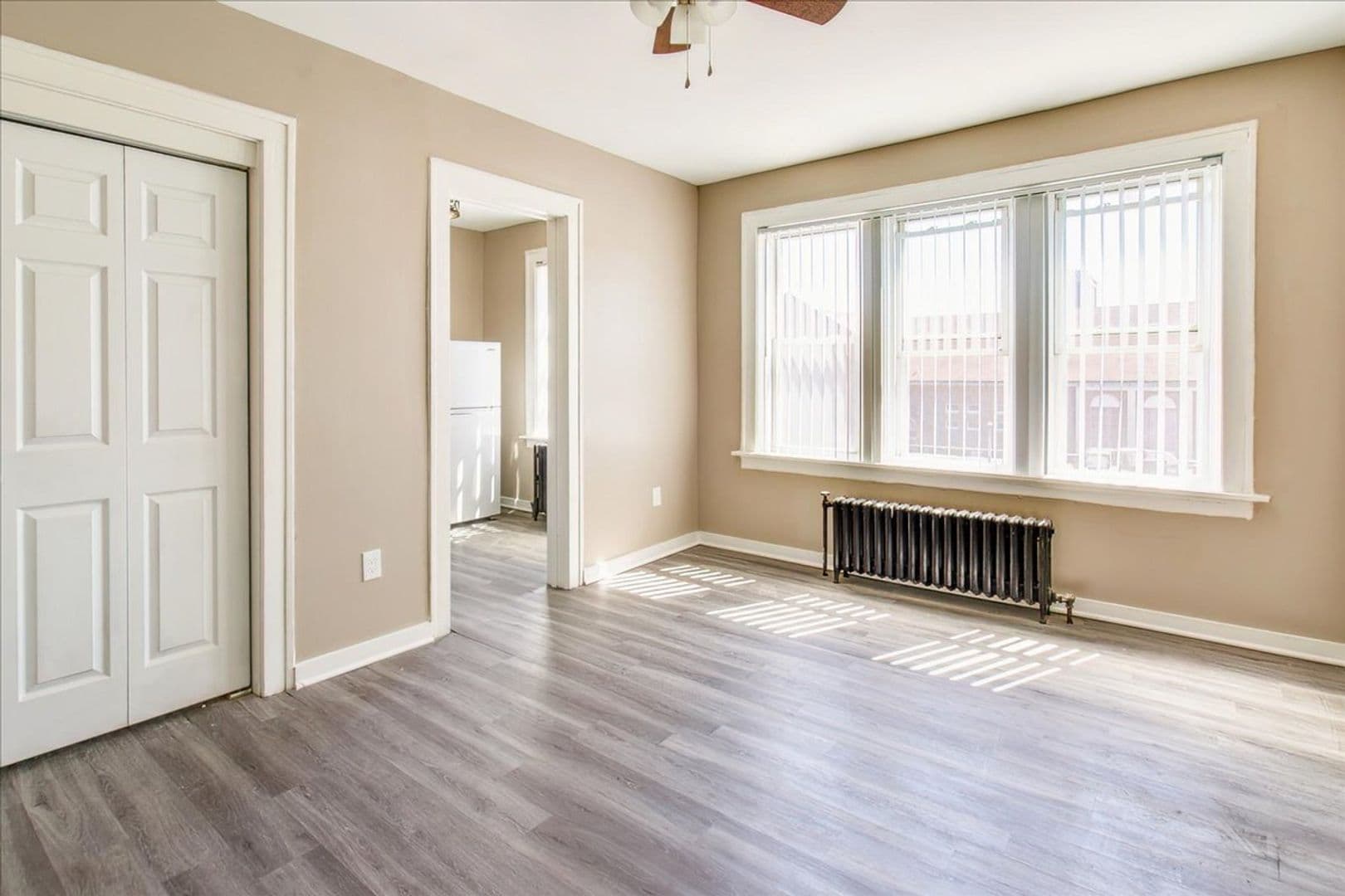 Pontiac Apartment: 574 W Huron Street
