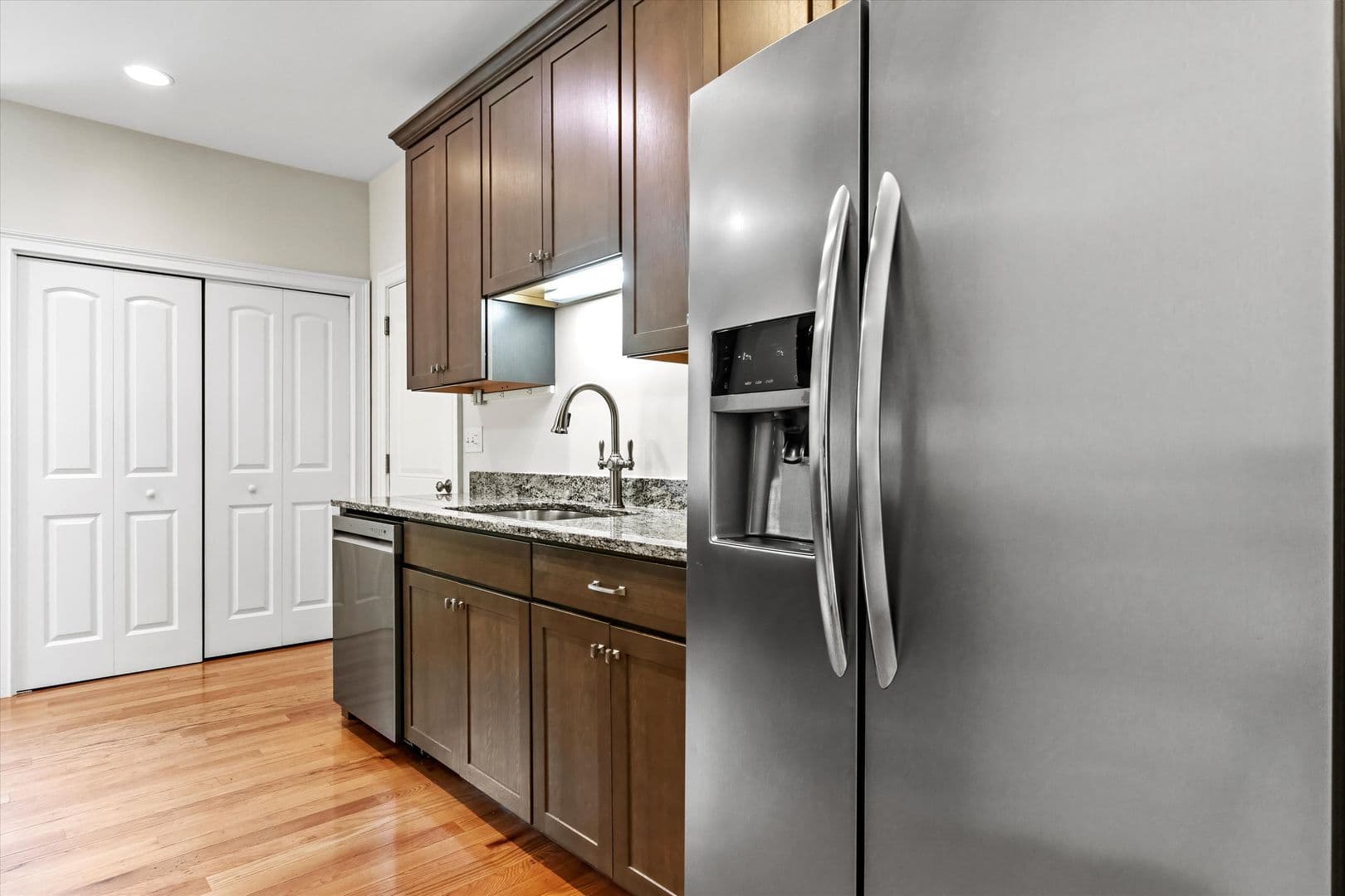 New Boston House: 30 Daylily Lane