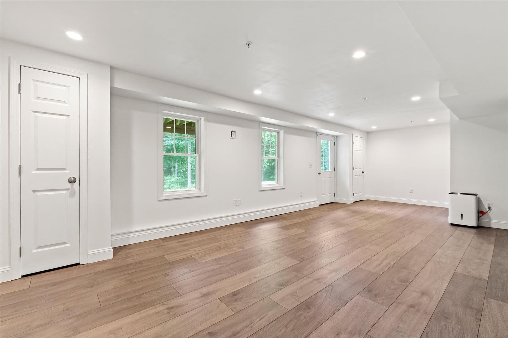 New Boston House: 30 Daylily Lane