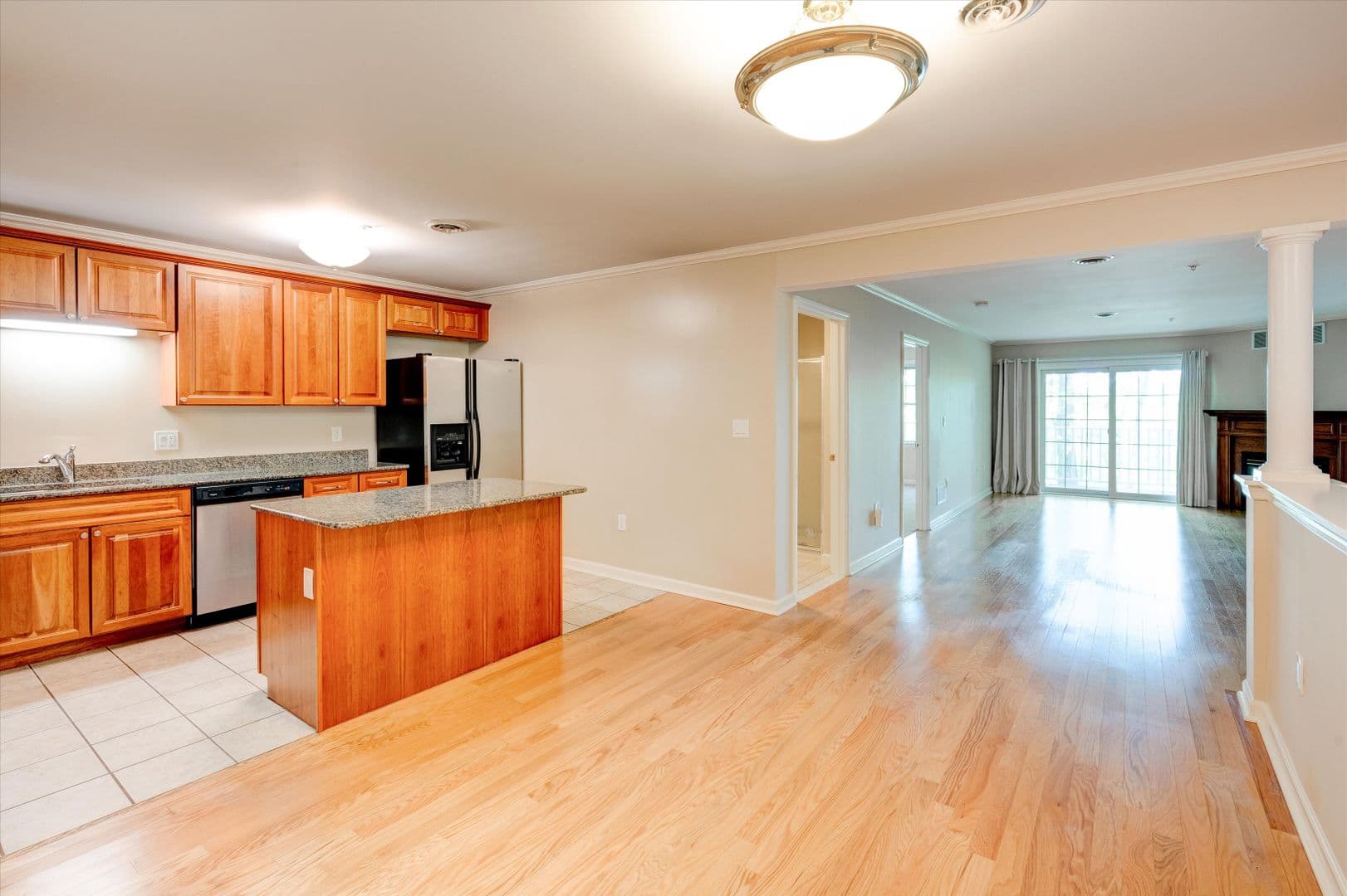 Manchester Apartment: 3 Country Club Drive Unit 103