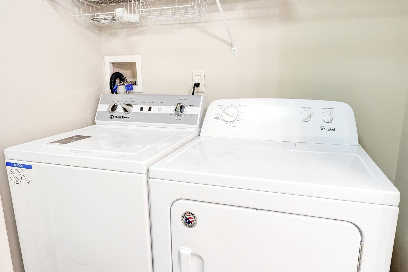 Manchester Apartment: 3 Country Club Drive Unit 103